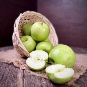 Яблоко Голден Россия