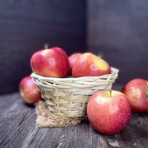 Яблоко Пинк Леди премиум