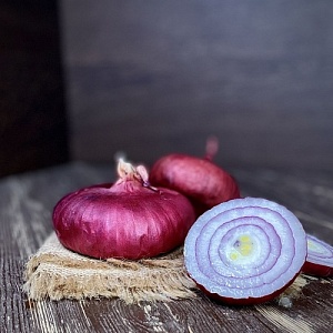 Лук ялтинский